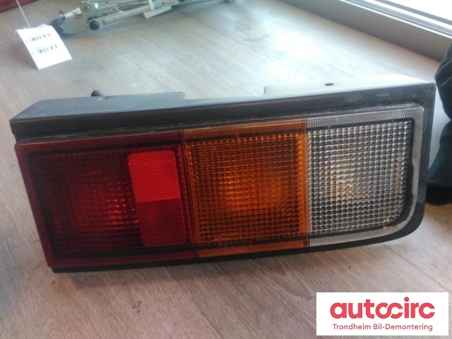 Baklykt venstre til Hummer H2, 2003-2005 (NOEN SPREKKER I GLASS|15193458)