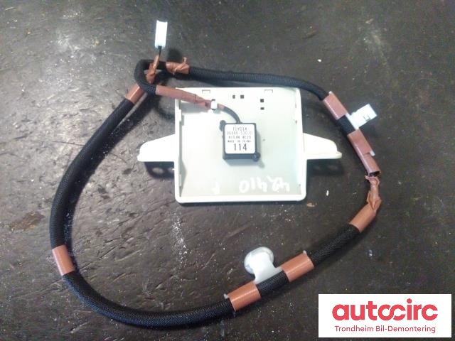 Antenne navigasjon til Lexus IS, 2013-2020 (Type III) (XE30) (XE30) (AISIN|8686053070)