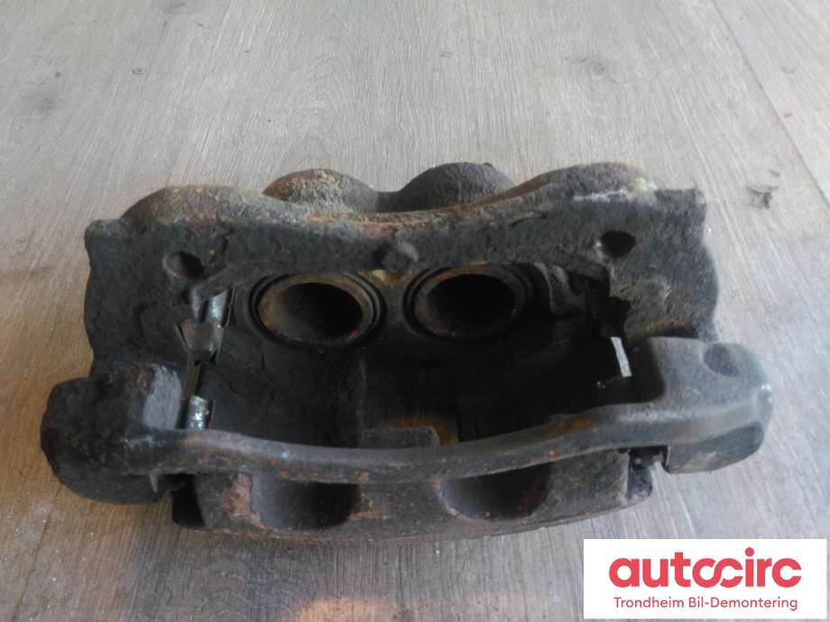 Bremsecaliper høyre foran til VW Amarok 2010-2016 (Type I, Fase 1) (..|2H0615124A|2H0615124B|)