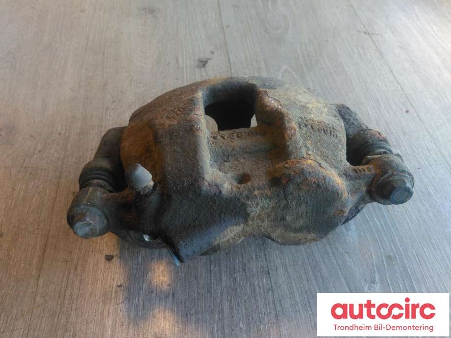 Bremsecaliper venstre foran til VW Amarok 2010-2016 (Type I, Fase 1)  (..|2H0615123|2H0615123B|)