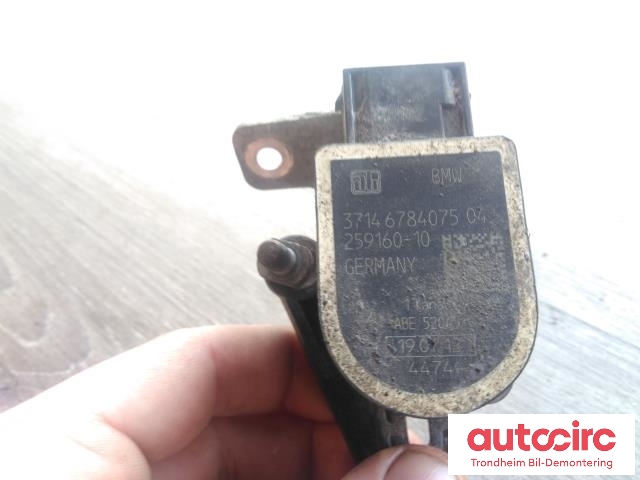 Sensor nivå, venstre bak til BMW 7-Serie 2009-2015 (F01/F02/F03/F04) (F01/F02/F03/F04) (..|6784075|37146784075|37146870000)