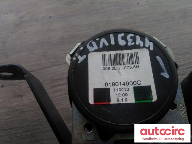 Sikkerhetsbelte bak midtre til Mini Countryman 2010-2016 (R60) (R60) (..|9801315|618014900C|52209801315| G617834400B)
