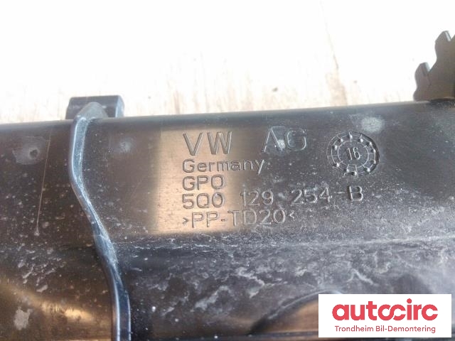 Luftslange innsug til VW Passat 2015-2019 (Fase 1) (B8) (B8) (LUFTSTYRING FRONT|5Q0129621B|5Q0129254B|)