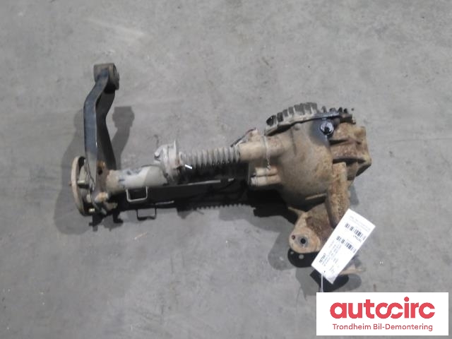 Kardang klokke foran til Mitsubishi L200, 2006-2015 (Type IV)  (..|3541A017)