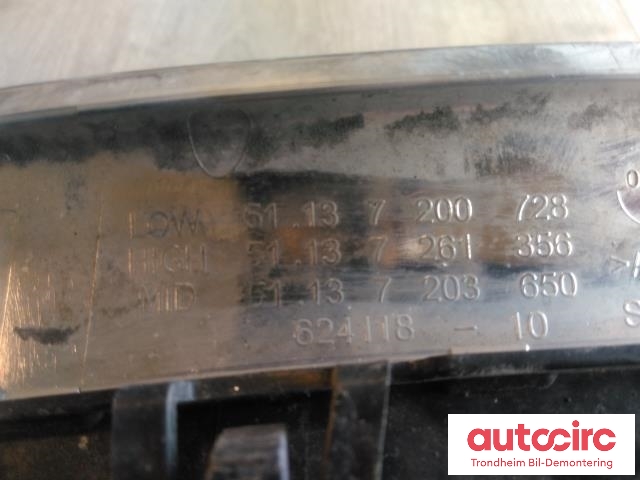 Grill høyre til BMW 5-Serie 2010-2017 (F10/F11) (F10/F11) (..|7200728|51137200728|51137203650)