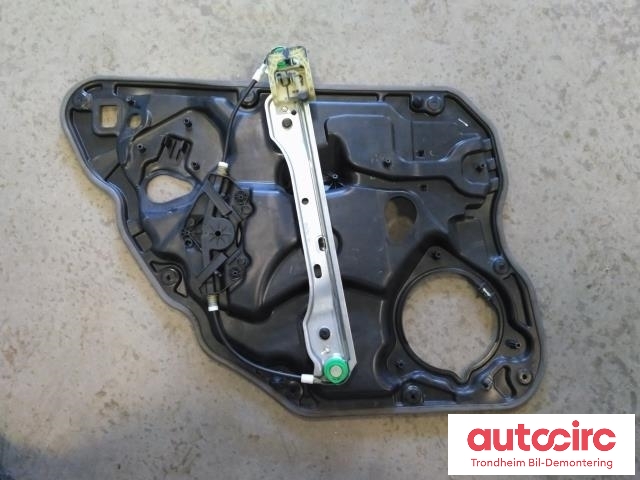 Ruteheis høyre bak til Volvo XC60 2008-2013 (Type I, Fase 1)  (BROSE|30753330|30791020|)