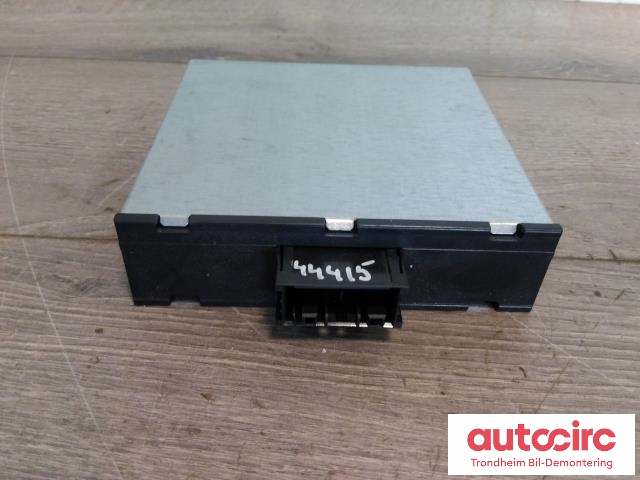 Styreenhet diverse til BMW X3 2010-2017 (F25) (F25) (HELLA|9251984|61429251984|8ES01013401)