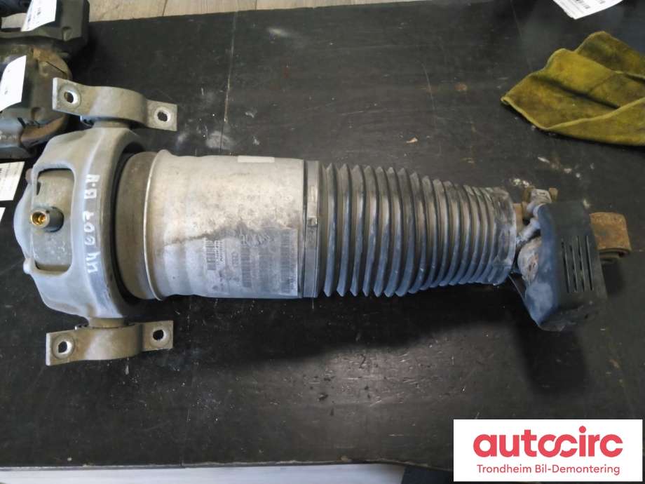Fjær bak nivå luftpute/belg til Audi Q7, 2006-2010 (Type I, Fase 1)  (HØYRE SIDE.|7L8616020C)