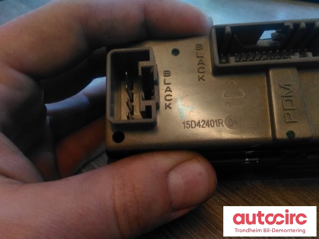 Bryter ruteheis til Hummer H2 2003-2005 (HØYRE FORAN|15126401|15D42401R|19115820)