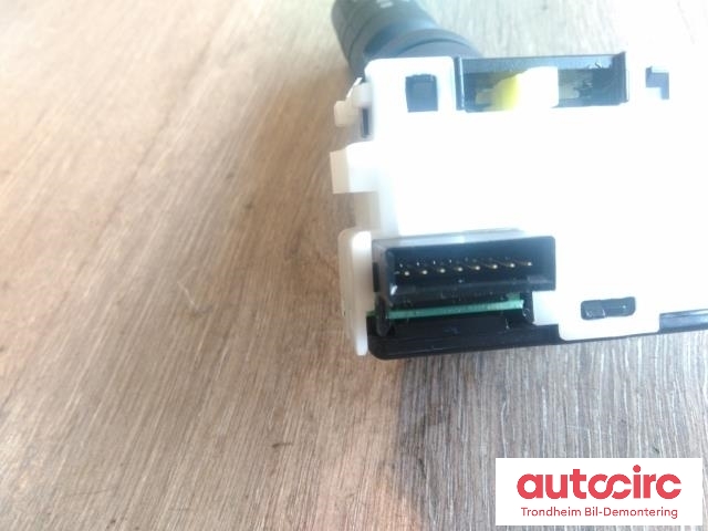 Bryter blink til Nissan Qashqai 2010-2014 (Type I, Fase 2)  (NILES|25540JD03A|)