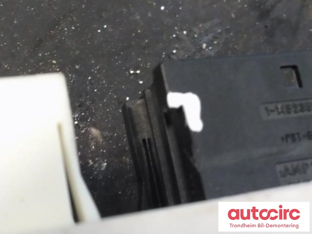 Styreenhet elektrisk bakluke til BMW 5-Serie 2010-2017 (F10/F11) (F10/F11) (BOSCH|7394651|61357394651|7365898)