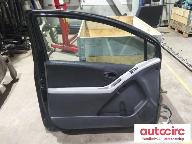 Dør venstre 2dørs til Toyota Yaris 2006-2009 (Type II, Fase 1) (..|67002-0D180|670020D180|)