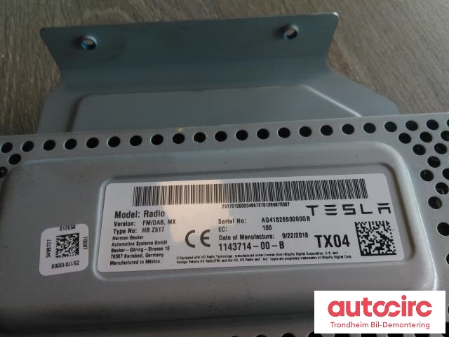 Bilstereo diverse til Tesla Model X 2016-->>  (TESLA|1143714-00-B|HBZ417|)