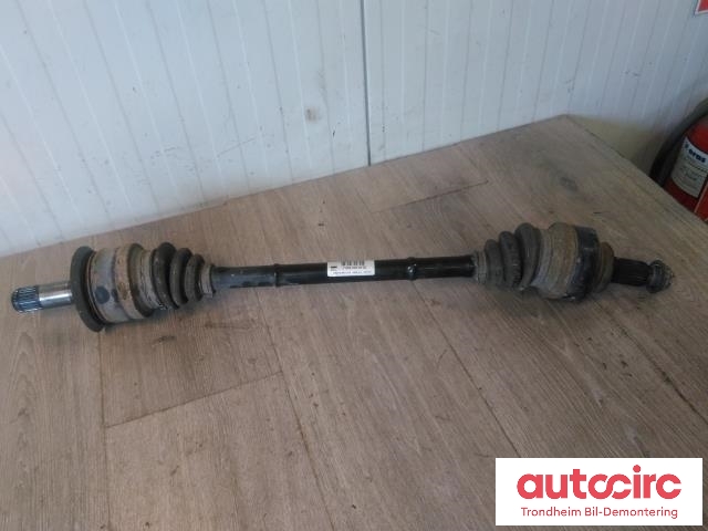 Drivaksel venstre bak, diesel/manuell til BMW 1-Serie 2011-2015 (Fase 1) (F20/F21) (F20/F21) (..|7624205|33207624205|)