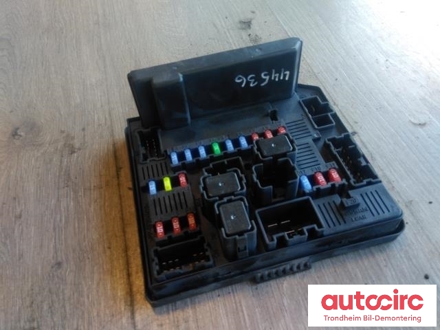 Sikringsboks til Nissan Qashqai, 2010-2014 (Type I, Fase 2) (LEAR|284B7JD02A)