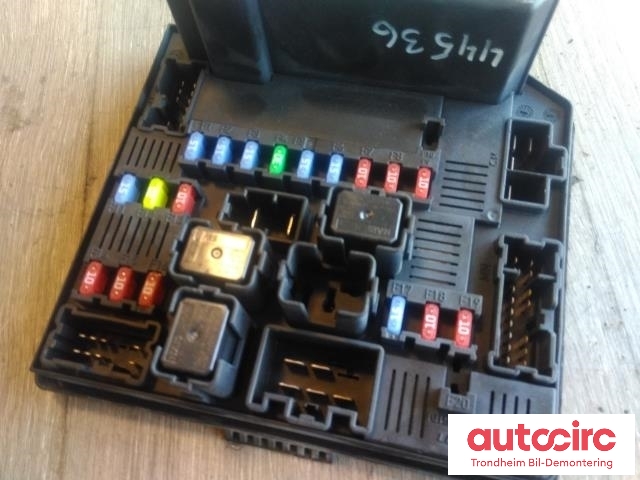 Sikringsboks til Nissan Qashqai 2010-2014 (Type I, Fase 2) (LEAR|284B7JD02A|518975032|)