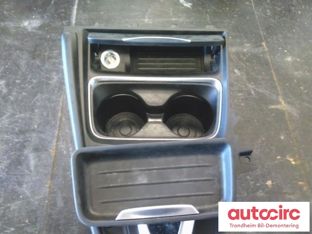 Dashbord koppholder til BMW 3-Serie 2012-2018 (F30/F31/F34) (F30/F31/F34) (..|9218925|51169218925|51169234131)