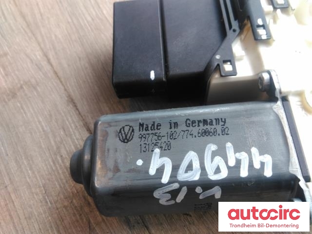 Ruteheis, kun motor, venstre bak til VW Passat 2005-2010 (B6) (B6) (BROSE|3C9959703|974225-111|3C9959703A)