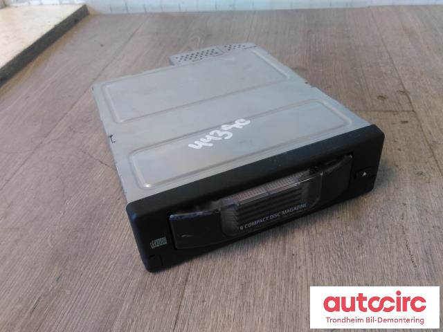 Bilstereo CD-veksler til BMW 5-Serie 2003-2010 (E60/E61) (E60/E61) (ALPINE|6956939|65126956939|65129131850)