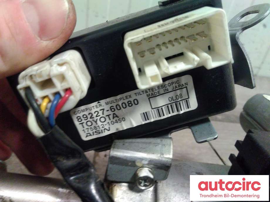 Rattaksel til Toyota Land Cruiser 150 2010-2013 (Fase 1)  (AISIN|450203019|899965201|4581060040)