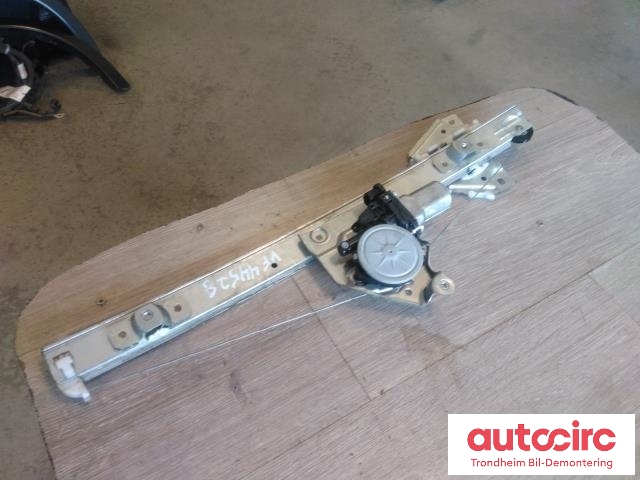 Ruteheis venstre foran til Suzuki Grand Vitara, 2005-2015 (Type III)  (DENSO|8340265J00)
