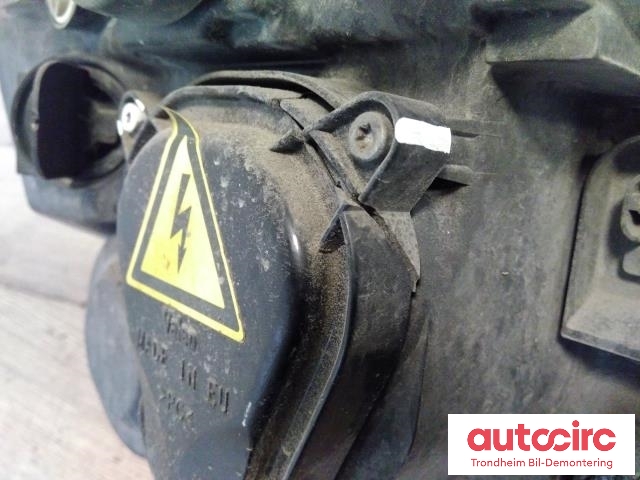 Frontlykt venstre xenon til Opel Meriva A 2003-2010  (VALEO|89307570|93175366|93321054)