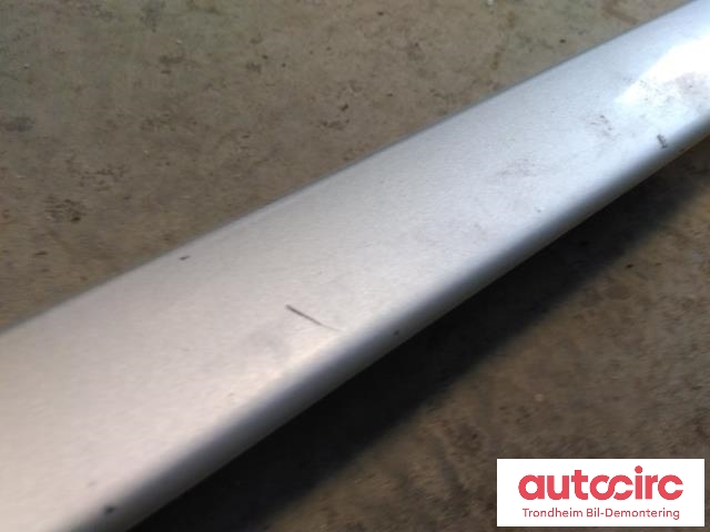 Kanalskjørt høyre til Audi A4 2007-2014 (Type IV) (B8) (B8) (...|8K0854932A|)