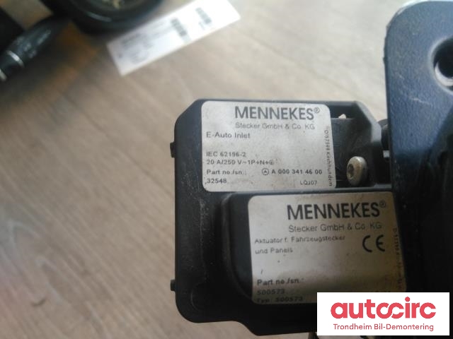 Batterilader inntak/luke til Mercedes GLC 2015-2022 (X253) (X253) (LADEINNTAK|A2535408119|A0003414600|)