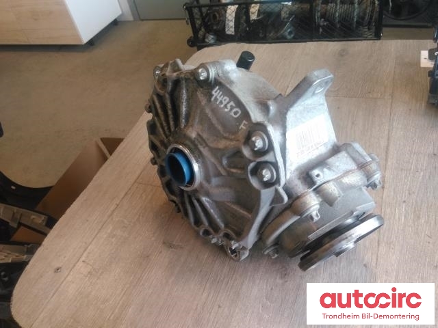 Kardang klokke foran til Mercedes GLC, 2015-2022 (X253) (X253) (..|A2213309600)