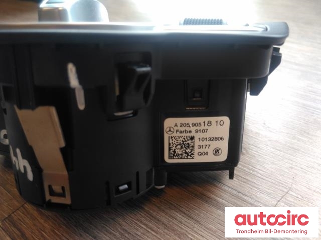Bryter lys til Mercedes GLC 2015-2022 (X253) (X253) (..|A2059051810|10132806|)
