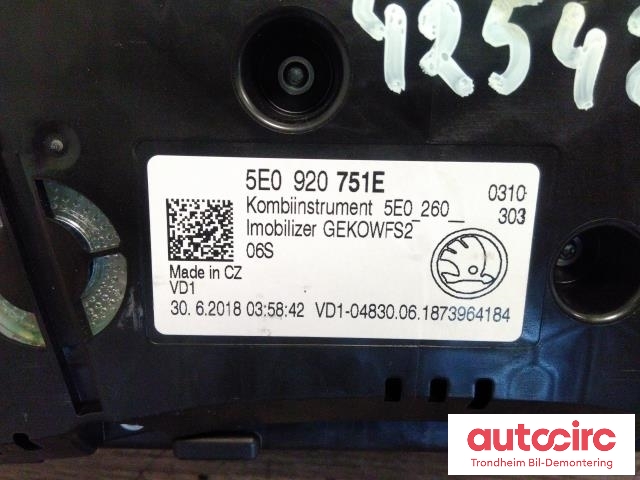 Instrumentpanel til Škoda Octavia 2017-2020 (Type III, Fase 2) (VDO|A2C53427456|5E0920751E|)