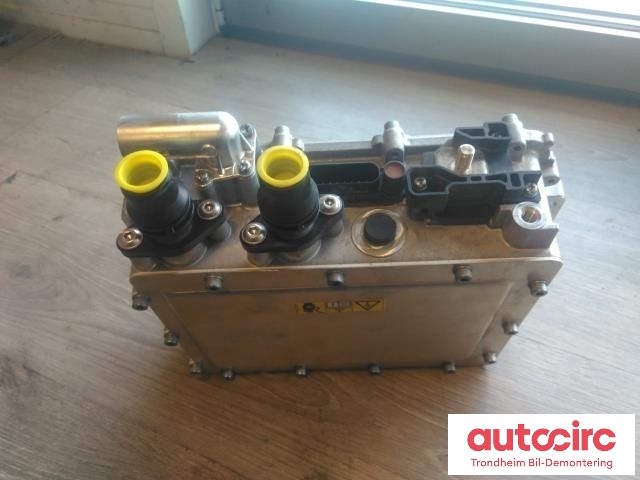 DCDC converter elbil til Mercedes EQV 2020-->> (W447) (W447) (HITACHI AUTOMOTIVE|A0003424800|EVD4530-01S|)