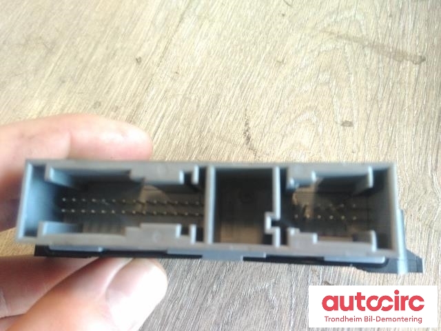 Styreenhet parkering til Mercedes EQV 2020-->> (W447) (W447) (VALEO|A0009006713|A 000 900 67 13|E107946)