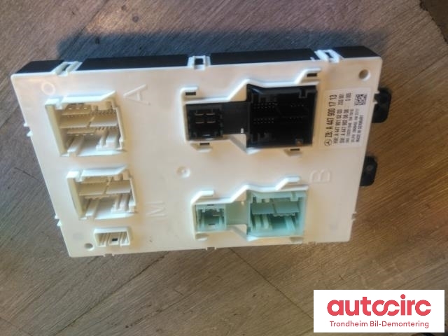 Styreenhet (SAM - Signal Acquisition Module) til Mercedes EQV, 2020-->> (W447) (W447) (DELPHI|A4479001713)