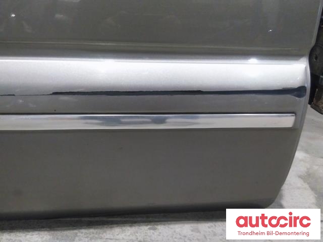 Dør høyre bak til Chevrolet Tahoe 2001-2005 (Type II) (..|89023020|)