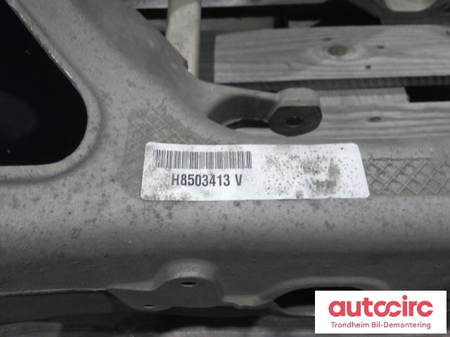 Travers bak til Porsche Panamera 2009-2017 (Type I) (970) (970) (PORSCHE|97033105105|97033105134|)
