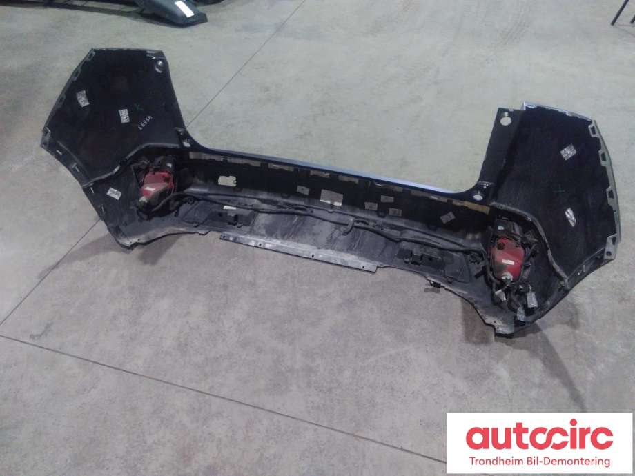 Støtfanger bak til Peugeot 3008 2016-->> (Type II) (..|1636403780|16 364 037 80|)