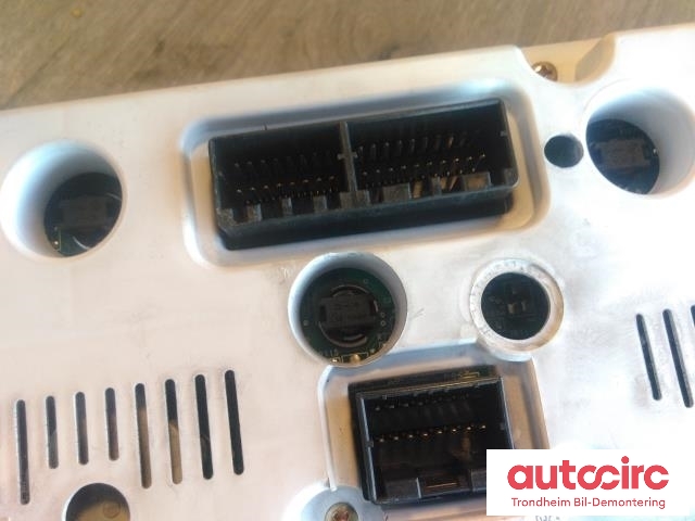 Instrumentpanel til SsangYong Rodius 2005-2013 (Type I) (..|80200-21100|11000-918400S|7713-0611)