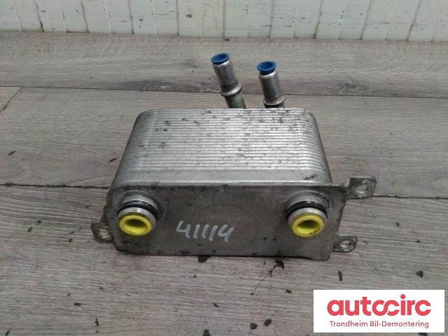 Oljekjøler til BMW 7-Serie 2000-2008 (E65/E66/E67/E88) (E65/E66/E67/E88) (BEHR|7534896|17217534896|F5203005)
