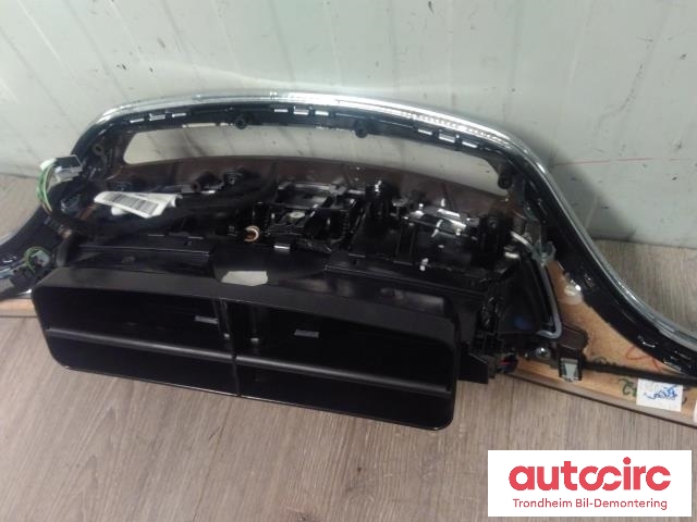 Dashbord diverse til Mercedes S-Klasse 2005-2013 (W221) (W221) (LIST PÅ DASHBORD I TRE|A2216800671|)