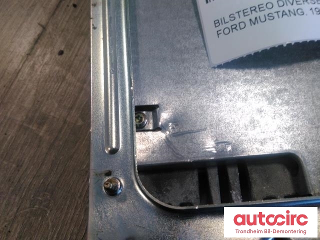 Bilstereo diverse til Ford Mustang 1994-2004 (FRONT RADIO AMPLIFIER|F7ZF-18T806-BC|)