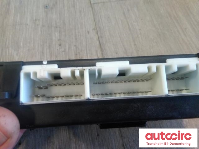 Styreenhet diverse til Ford Mustang 1994-2004  (GEM MODULE|XR33-14B205-AG|)