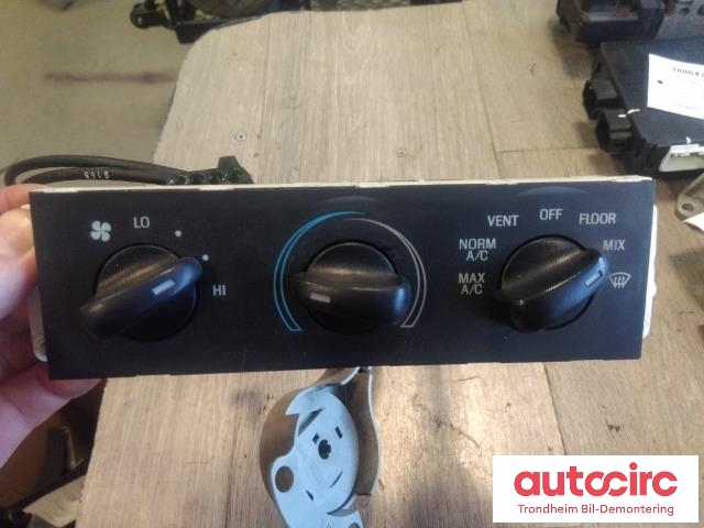 Varmeapparat betjening til Ford Mustang 1994-2004 (..|F4ZH-19D674-BC|F4DZ-19980-AB|)
