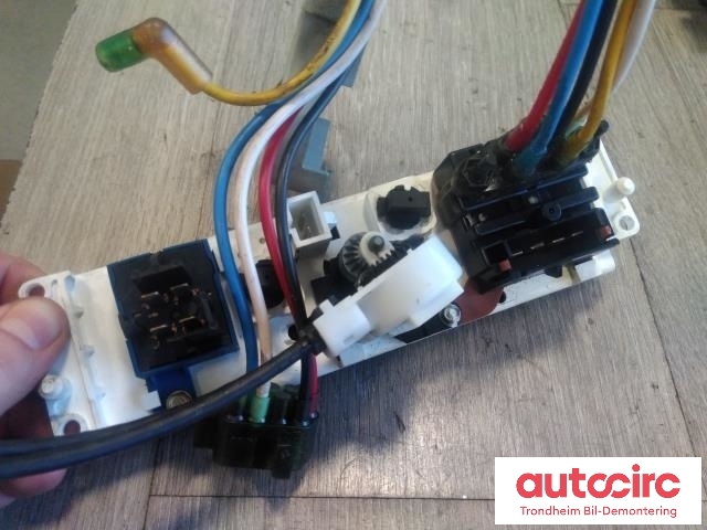 Varmeapparat betjening til Ford Mustang 1994-2004 (..|F4ZH-19D674-BC|F4DZ-19980-AB|)