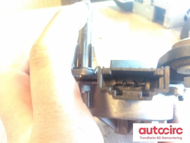 Viskermotor bakrute til Mercedes CLA 2013-2019 (C117) (C117) (VALEO|A1569068200|W000038727|)