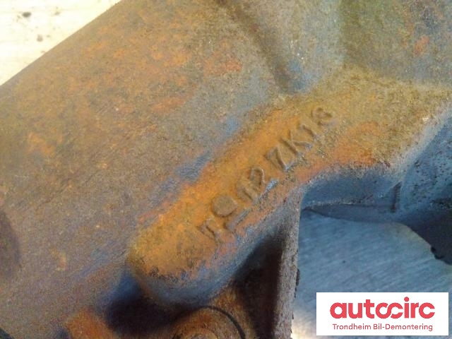 Kardang klokke foran til Mitsubishi Pajero 2007-2016 (Type IV, Fase 1)  (..|MR453792|T127K13|MR548646)