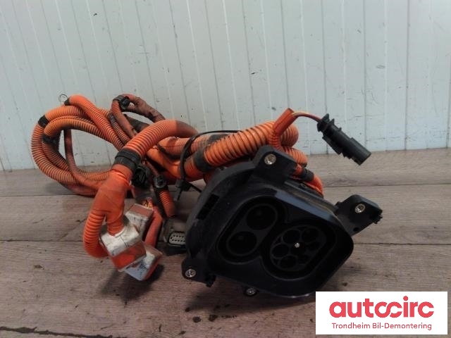 Batterilader inntak/luke til Peugeot e-208 2019-->>  (LADEINNTAK MED KABEL|9834129480|)