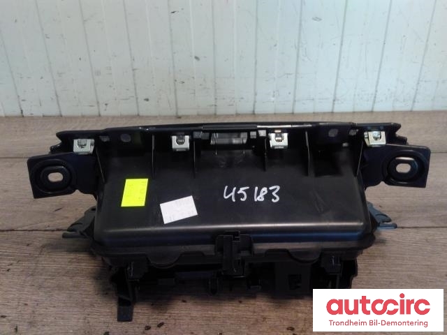 Dashbord diverse til Peugeot e-208 2019-->>  (...|98274017XU|)