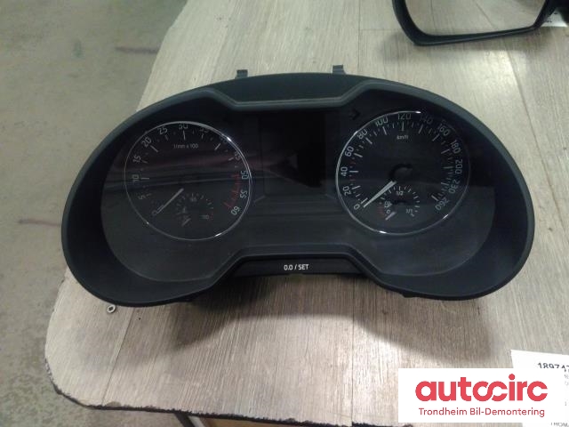 Instrumentpanel til Škoda Octavia 2013-2016 (Type III, Fase 1) (VDO|5E0920751|A2C87374400|)