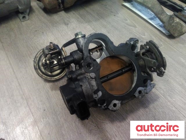 Spjeldhus til Toyota Land Cruiser 90 1996-2002 (..|26100-67040|2610067040|)